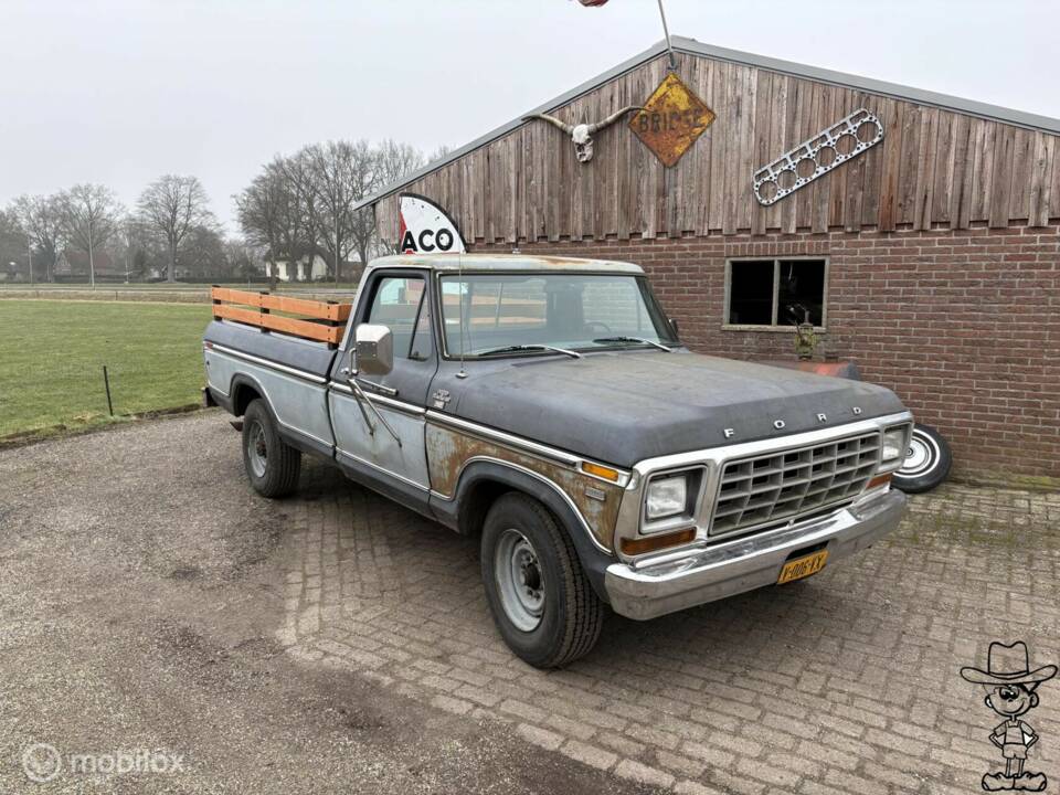 Image 27/31 of Ford F-250 (1978)