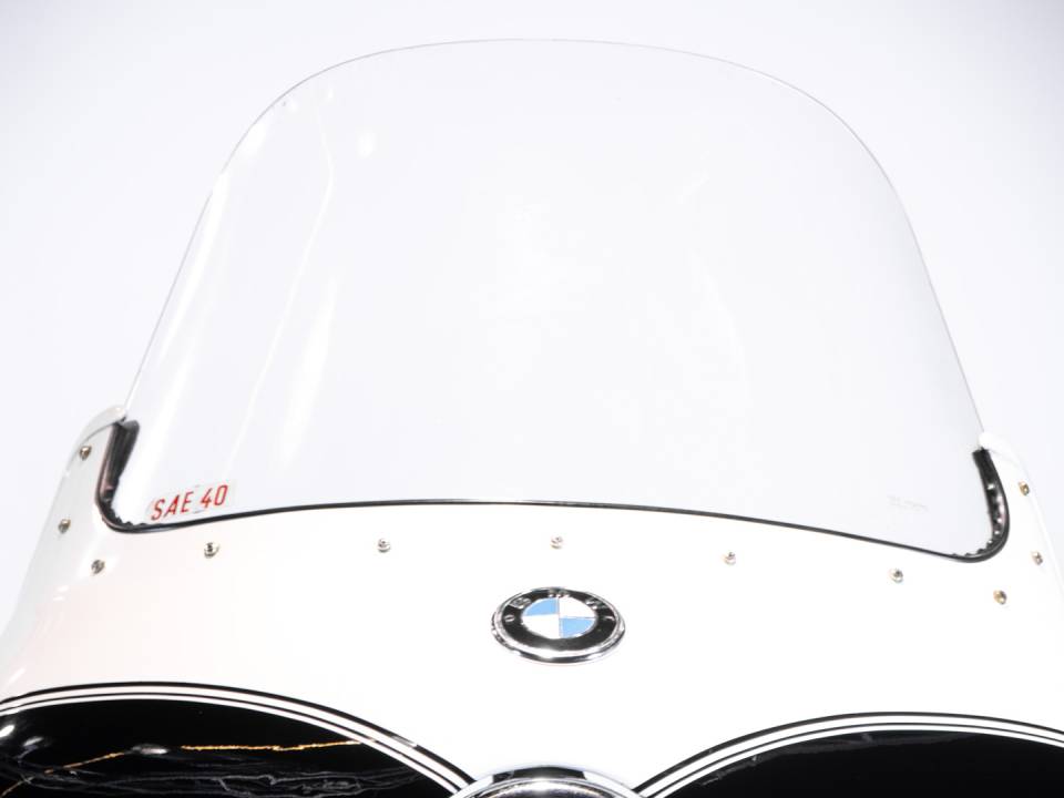 Image 11/50 of BMW DUMMY (1964)
