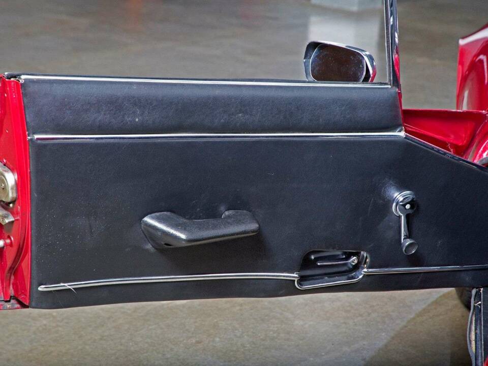 Image 12/19 de Jaguar Type E V12 (1974)
