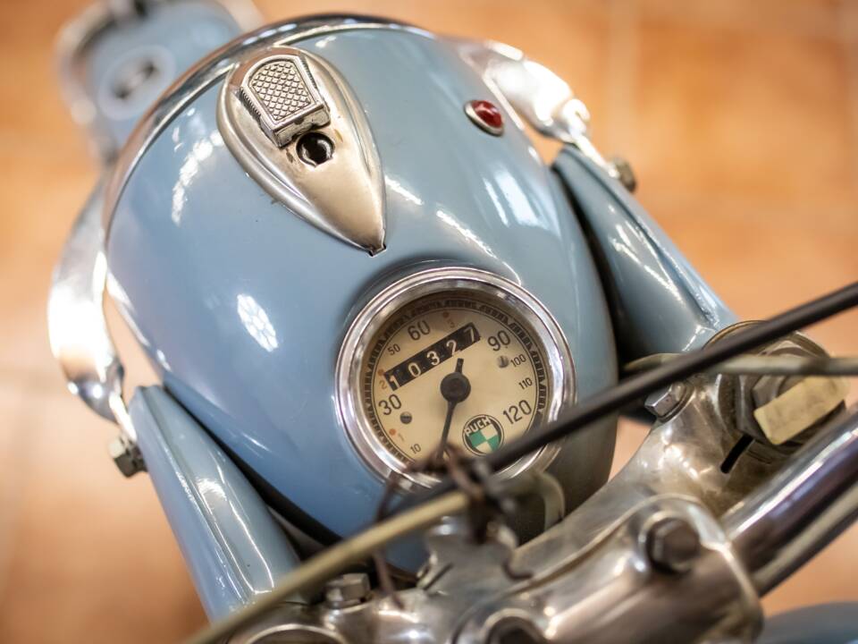 Image 7/16 de Puch 175 SV (1953)