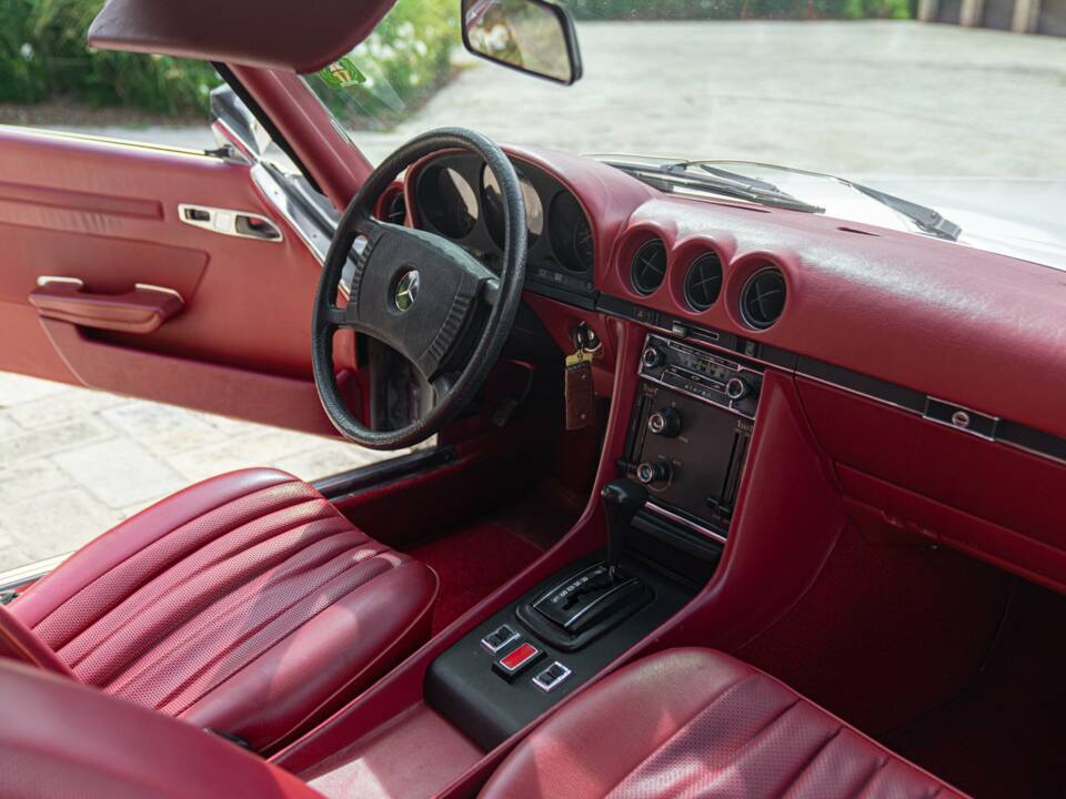 Image 44/50 de Mercedes-Benz 450 SL (1977)
