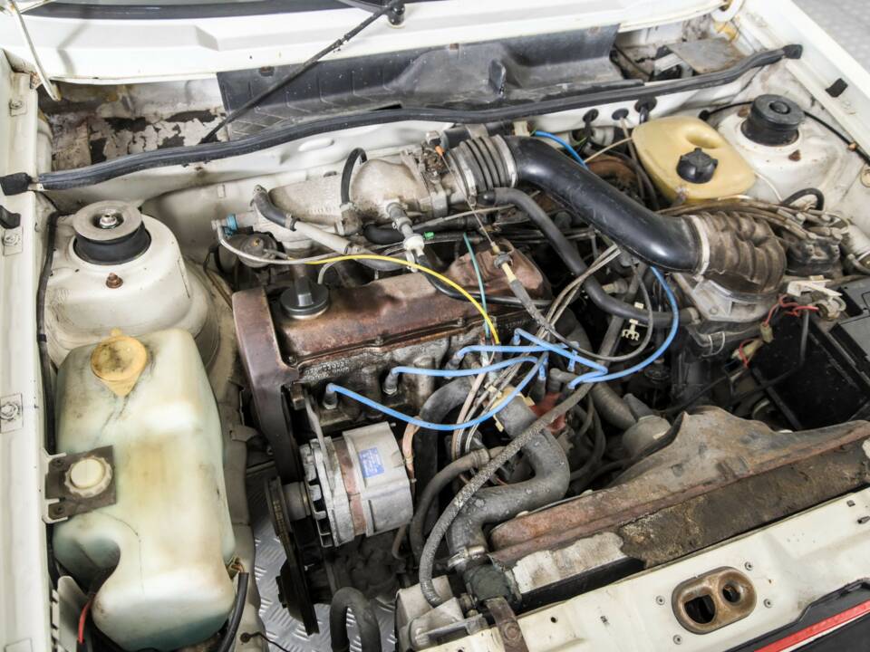 Bild 31/50 von Volkswagen Golf I GTI 1.8 (1983)