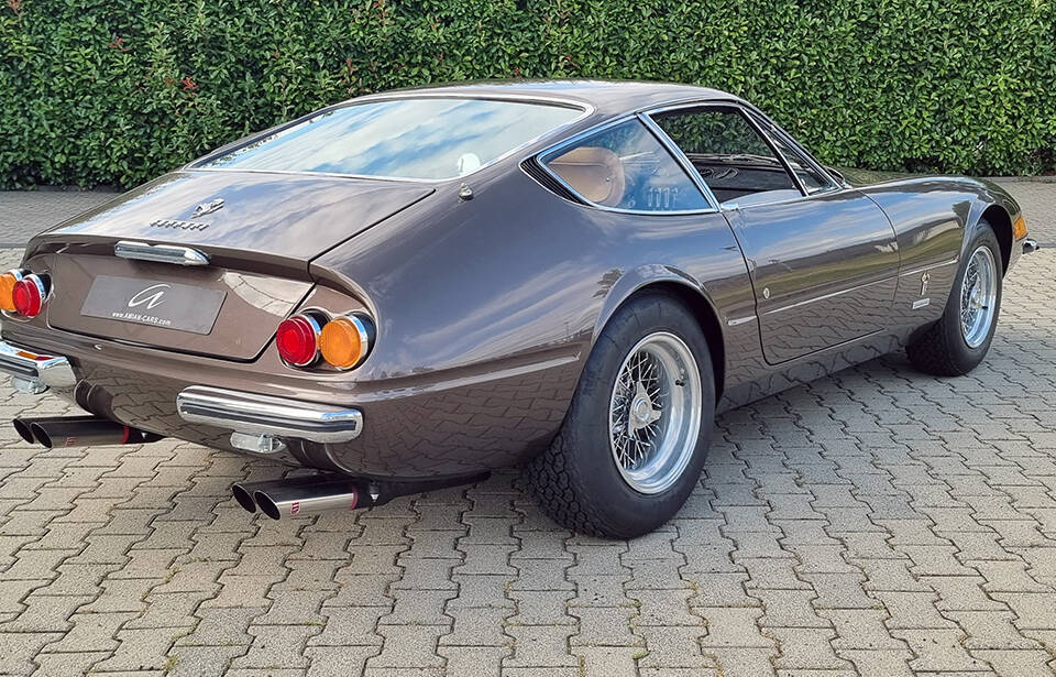 Bild 8/26 von Ferrari 365 GTB&#x2F;4 Daytona (1970)