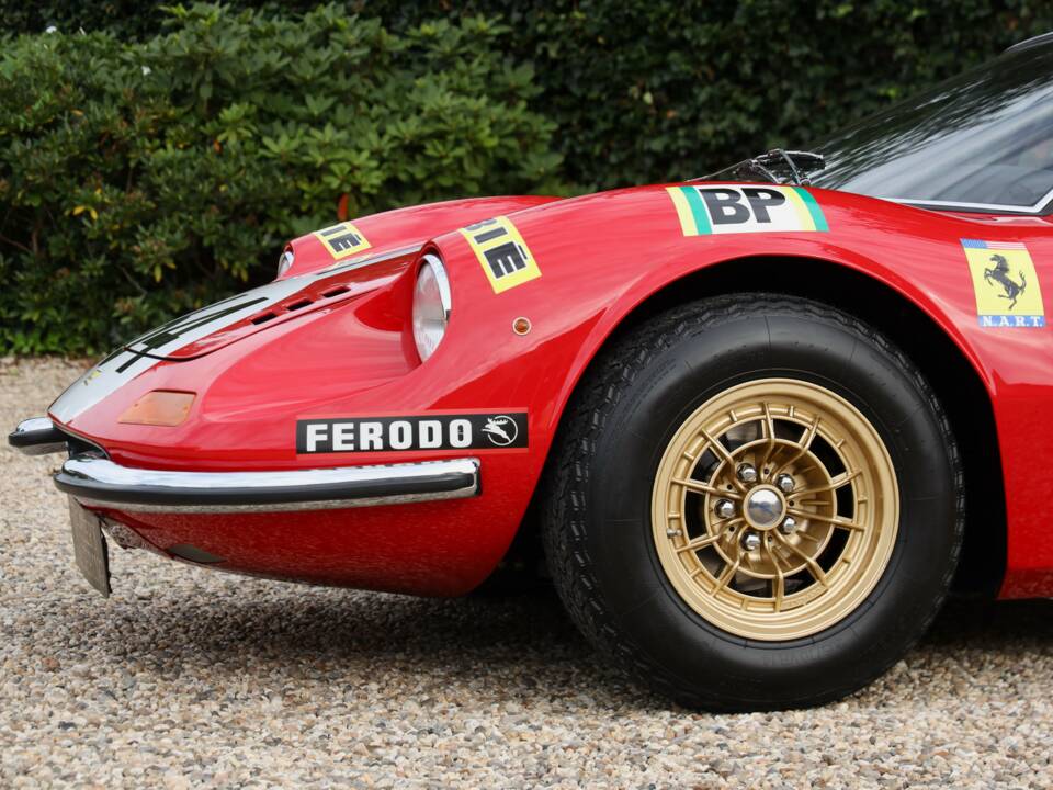 Immagine 17/50 di Ferrari Dino 246 GT (1971)