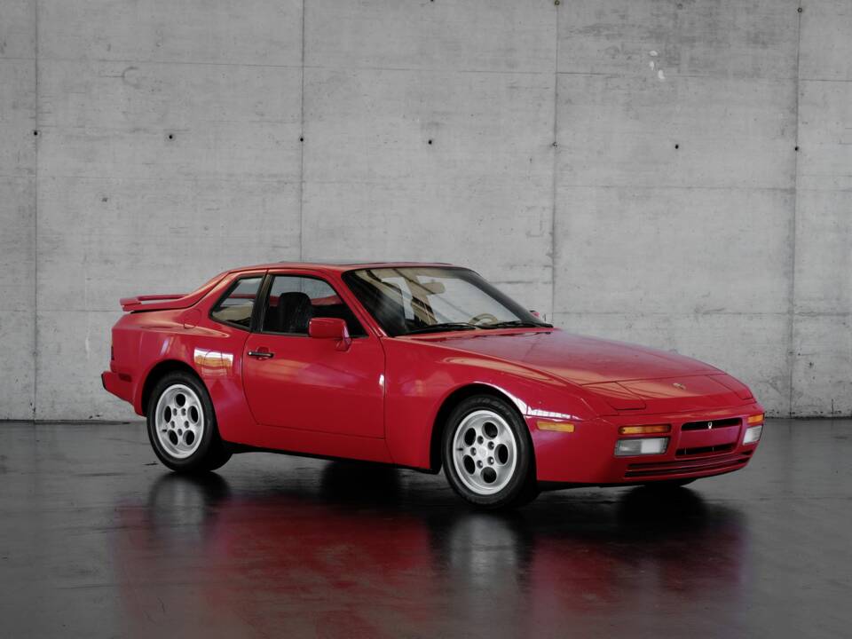 Bild 8/50 von Porsche 944 S2 (1990)