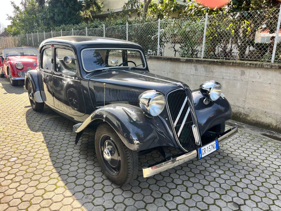 Afbeelding 3/19 van Citroën Traction Avant 11 B (1955)