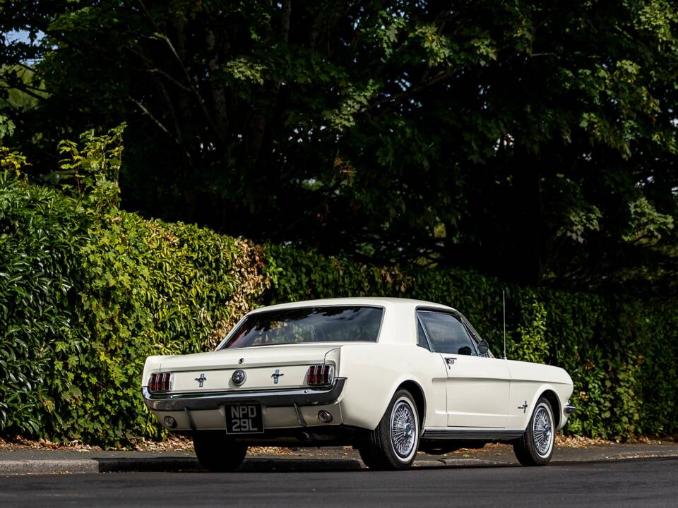 Image 23/50 of Ford Mustang 200 (1966)