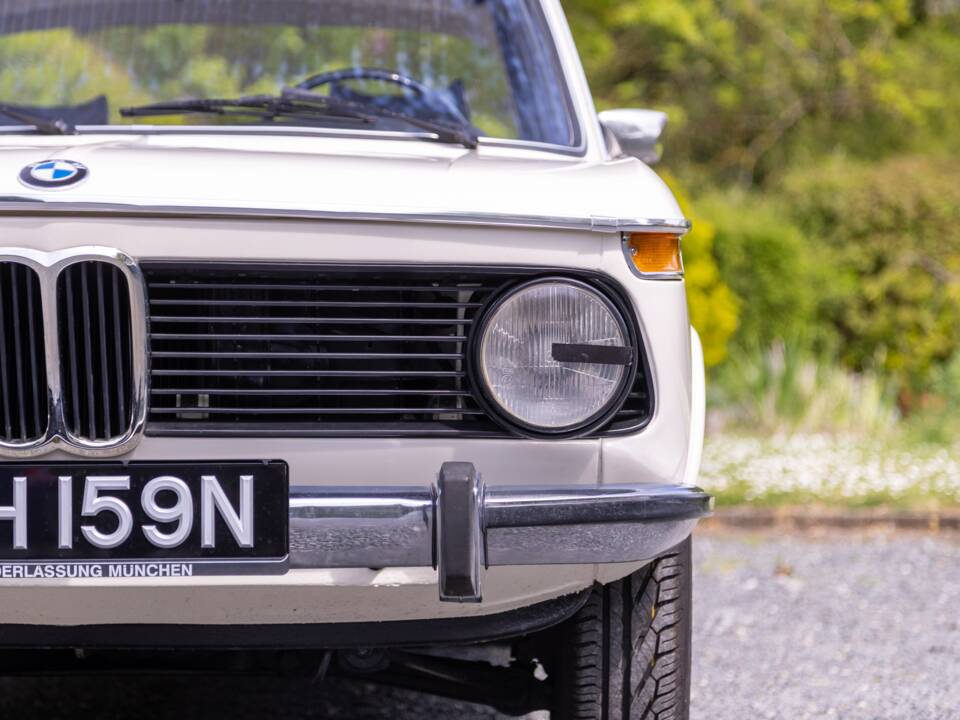 Imagen 29/50 de BMW 1802 (1975)
