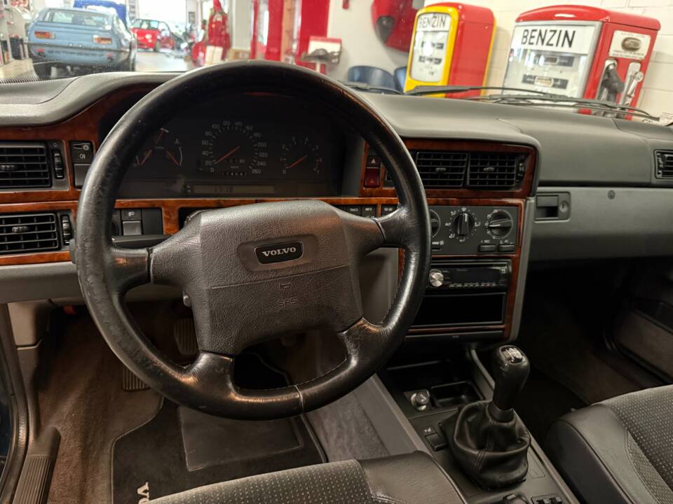Imagen 10/17 de Volvo 850 T-5 (1994)