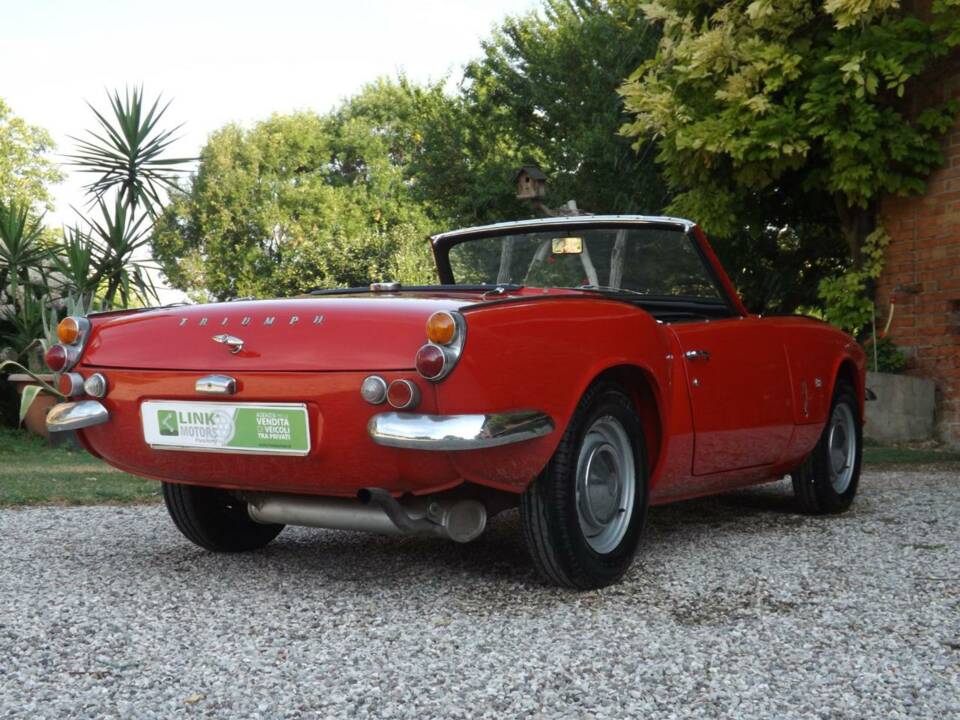 Image 6/50 of Triumph Spitfire Mk III (1968)