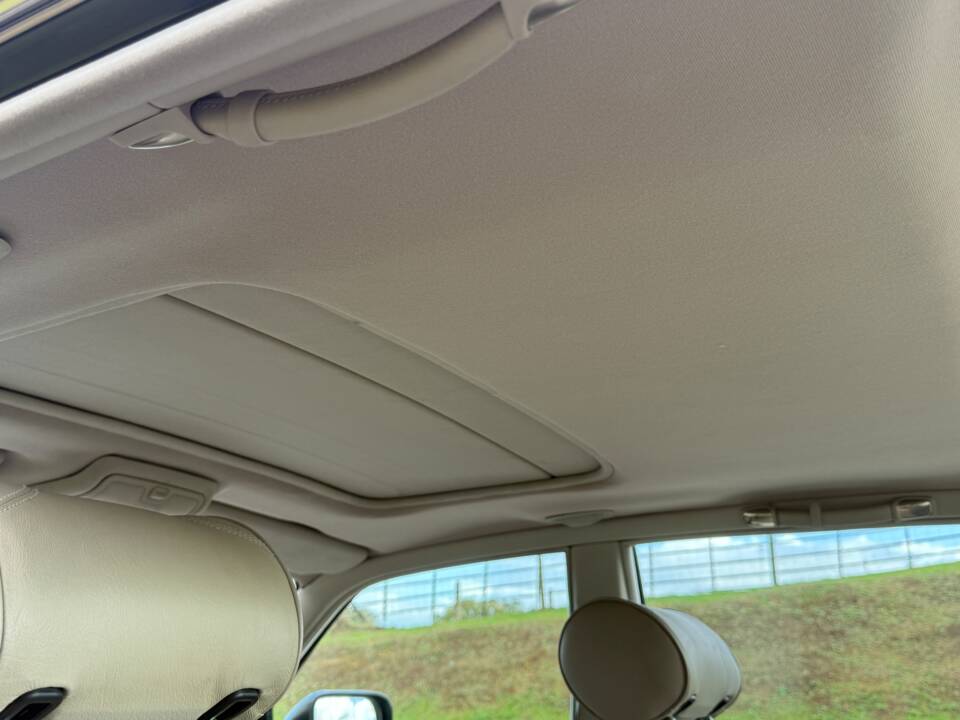 Image 18/31 of Jaguar XJ 6 4.0 Sovereign (1996)