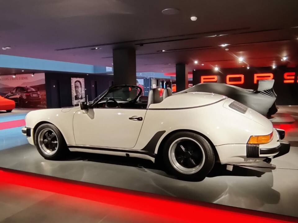 Imagen 1/8 de Porsche 911 Speedster 3.2 (1989)