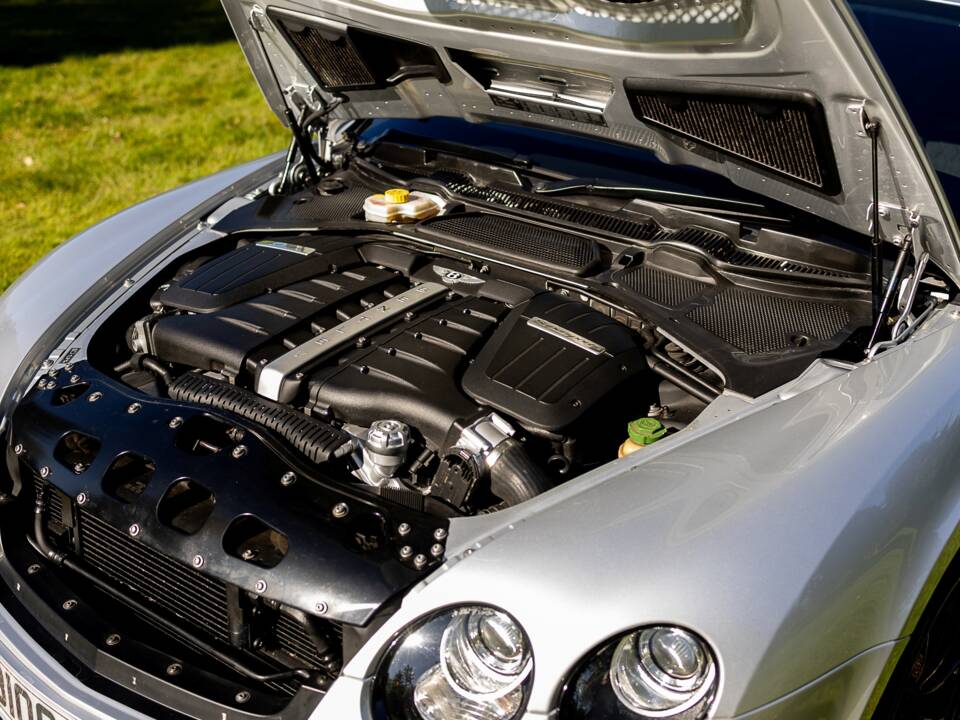 Image 5/46 of Bentley Continental Supersports (2010)