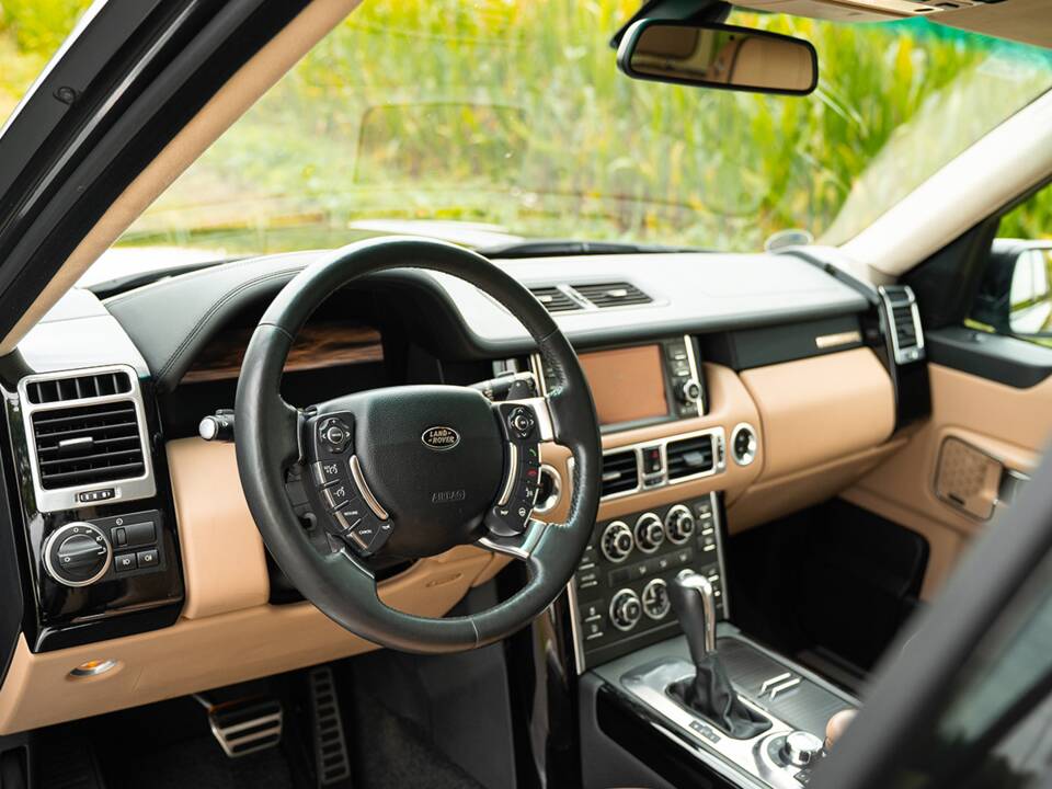 Imagen 24/67 de Land Rover Range Rover V8 Supercharged (2012)