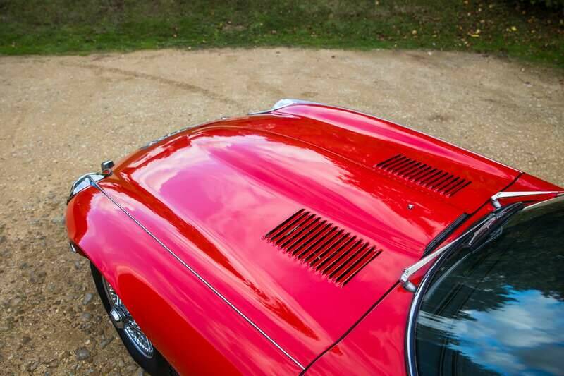 Image 30/50 of Jaguar E-Type V12 (2+2) (1971)