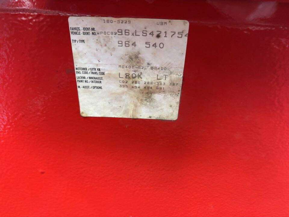 Afbeelding 21/21 van Porsche 911 Carrera 4 (1990)