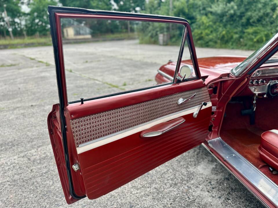 Image 13/20 of Ford Galaxie 500 (1962)