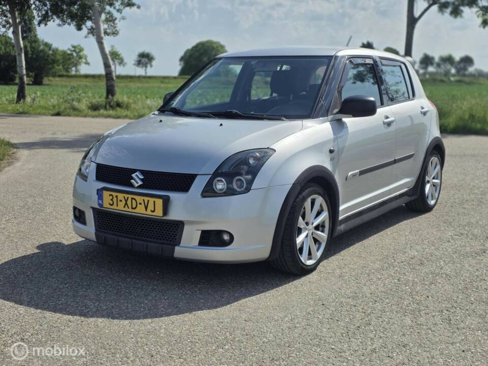 Immagine 12/40 di Suzuki Swift 1.3 (2007)