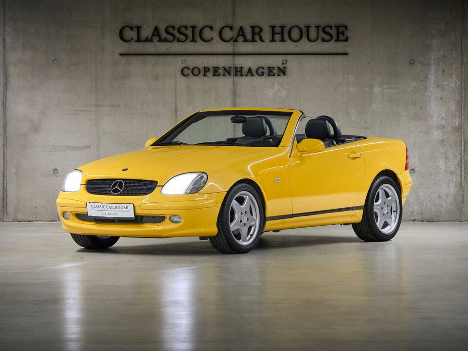 Image 2/100 de Mercedes-Benz SLK 230 Kompressor (1999)