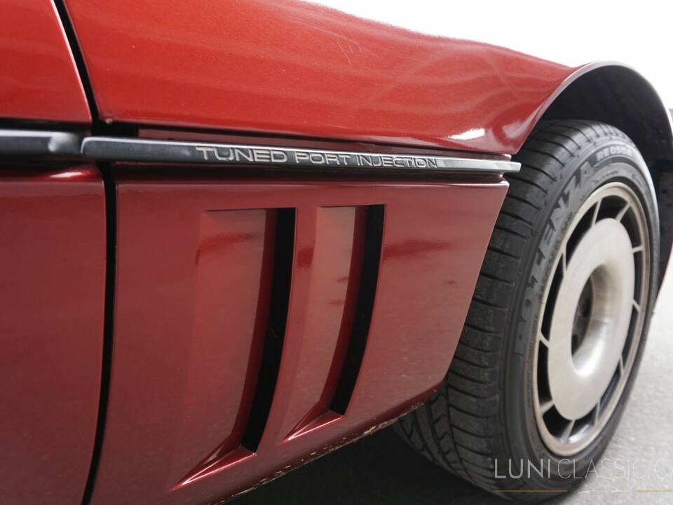 Afbeelding 25/45 van Chevrolet Corvette Convertible (1988)