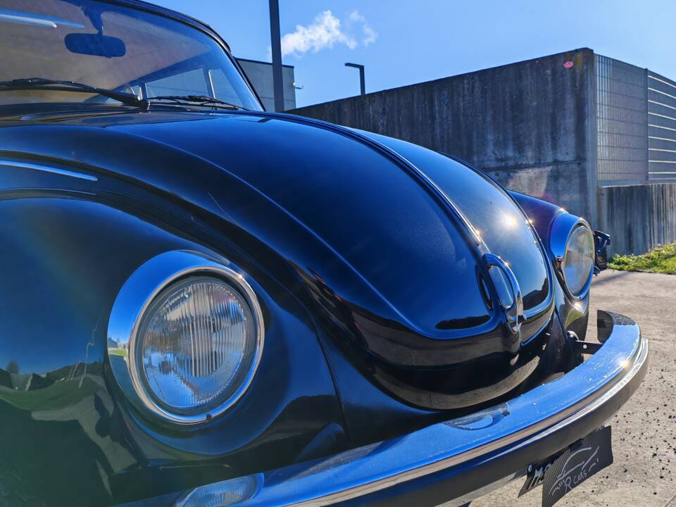 Bild 12/35 von Volkswagen Käfer 1303 LS (1975)