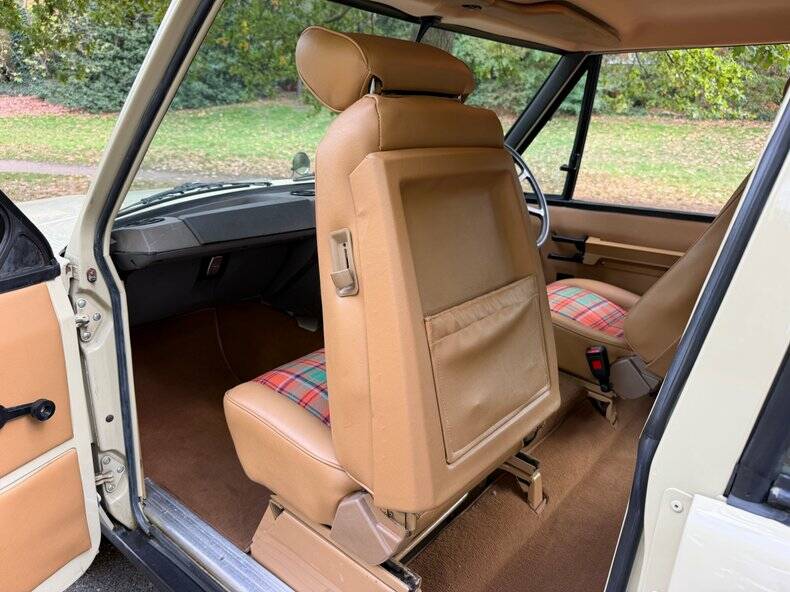 Image 34/50 de Land Rover Range Rover Classic 3.5 (1979)