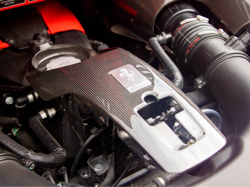 Bild 40/43 von Ferrari F8 Spider (2020)