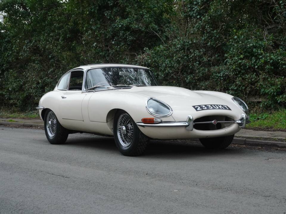 Afbeelding 1/18 van Jaguar E-Type 3.8 (1964)