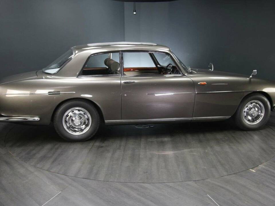 Image 11/50 de Bristol 411 Mk. I (1970)