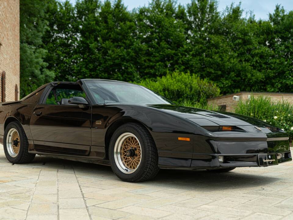 Imagen 2/50 de Pontiac Firebird TransAm (1989)