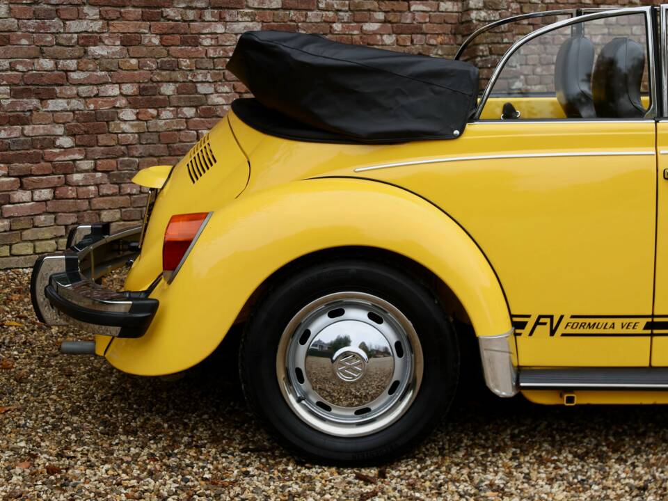 Image 45/50 de Volkswagen Beetle 1303 (1975)