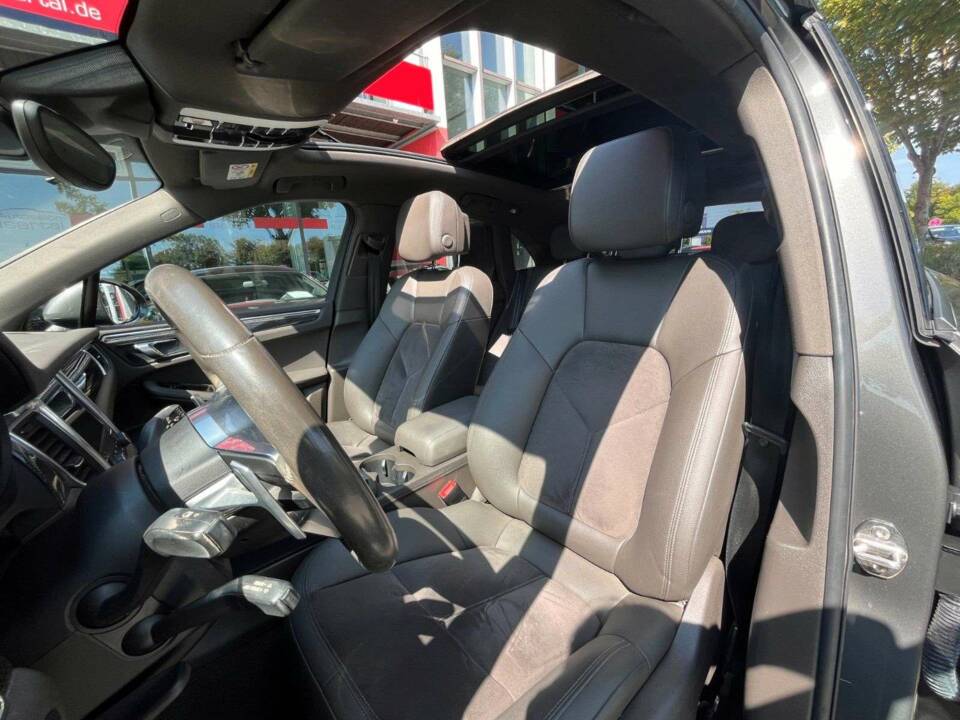 Bild 13/21 von Porsche Macan (2018)