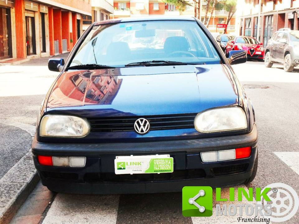 Immagine 2/10 di Volkswagen Golf III 1.8 (1993)