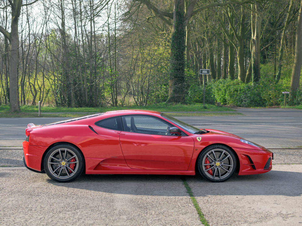 Bild 10/57 von Ferrari F 430 Scuderia (2009)