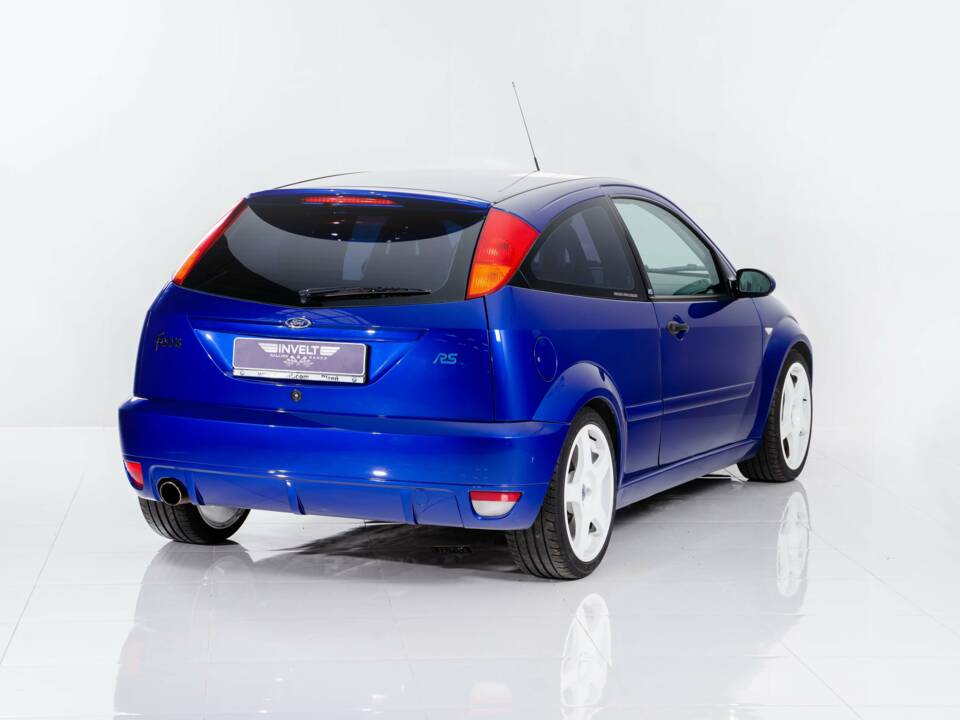 Image 8/11 of Ford Focus RS (2003)