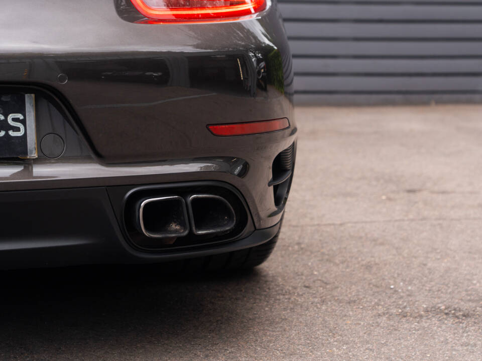 Imagen 3/51 de Porsche 911 Turbo (2014)