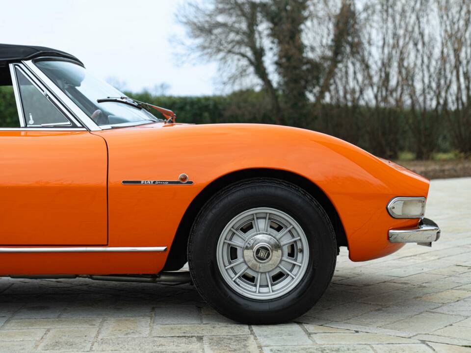 Bild 38/50 von FIAT Dino 2400 Spider (1972)
