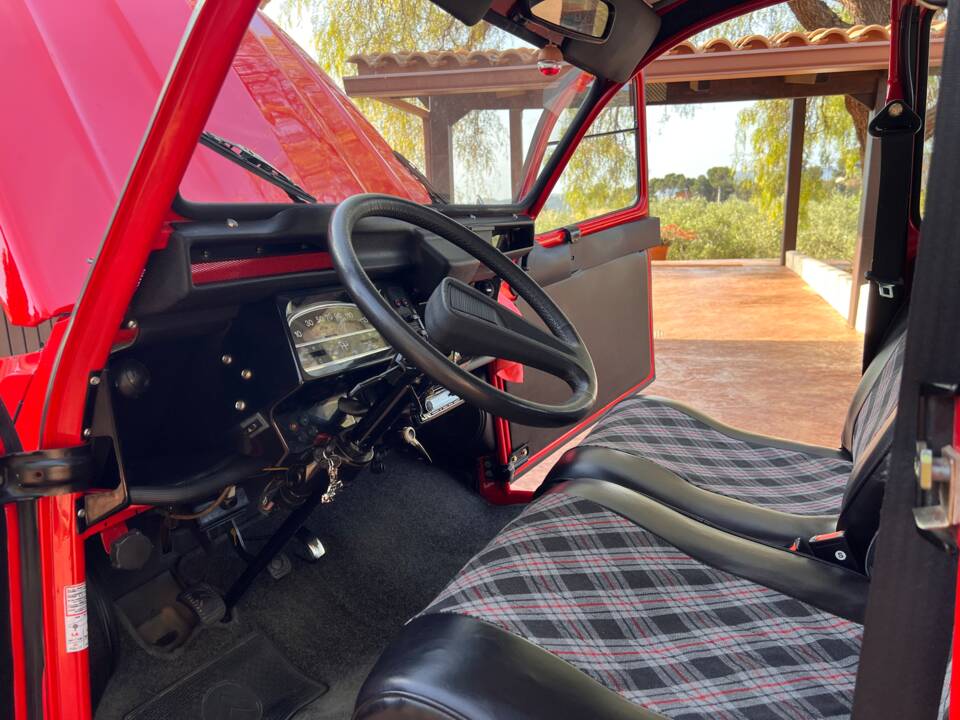 Afbeelding 5/28 van Citroën 2 CV 6 Club (1990)