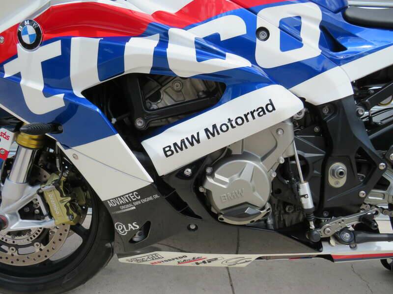 Image 4/47 de BMW S 1000RR 'TYCO' BSB Race Replica (2017)