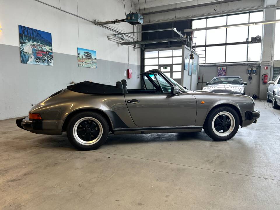 Image 4/71 de Porsche 911 SC 3.0 (1983)