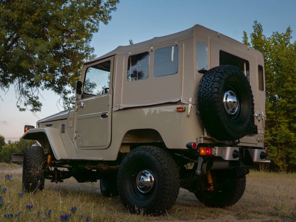 Imagen 5/25 de Toyota Land Cruiser FJ 40 (1973)