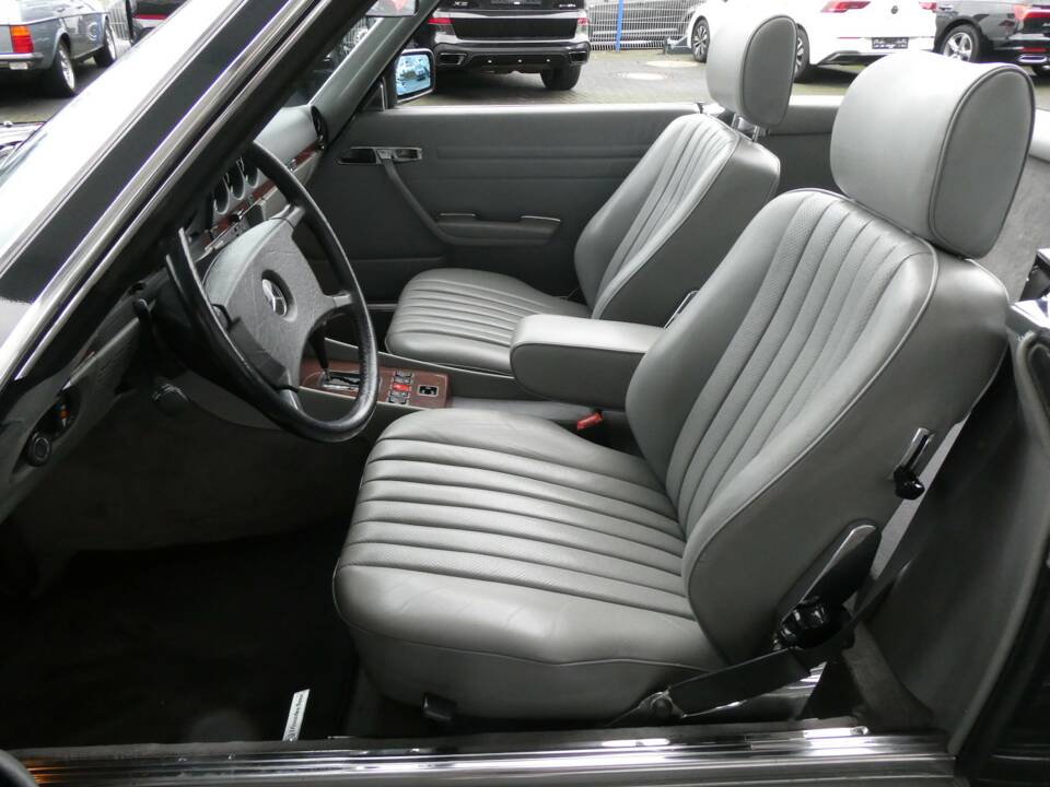 Immagine 10/24 di Mercedes-Benz 300 SL (1986)