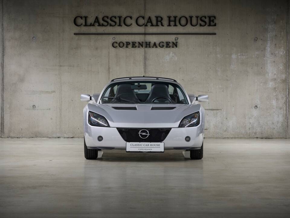 Image 2/81 of Opel Speedster 2.0 Turbo (2003)