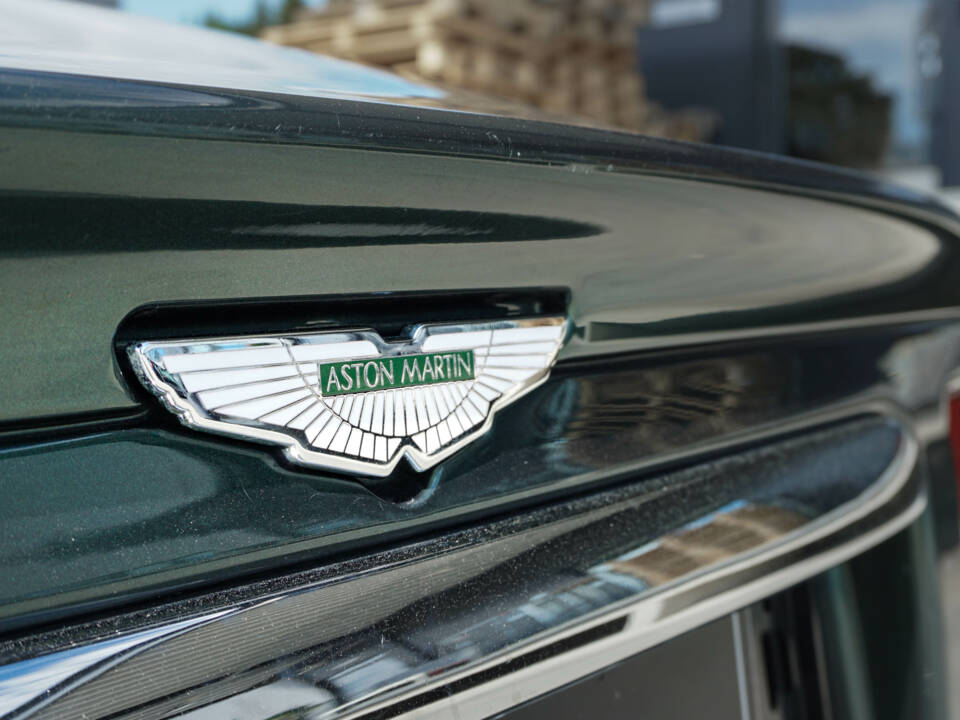 Image 8/40 of Aston Martin DB 7 Vantage (2000)
