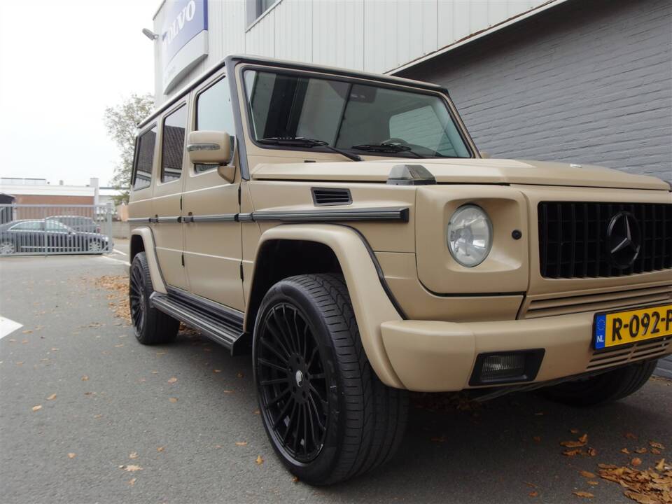 Bild 21/99 von Mercedes-Benz G 500 (lang) (2003)