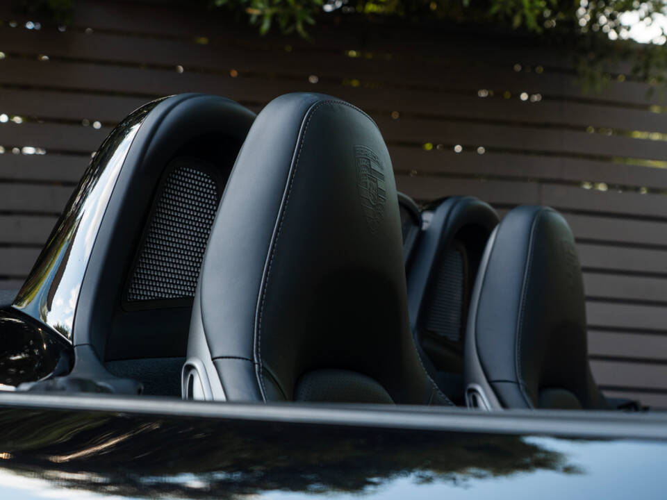 Image 44/47 of Porsche Boxster (2016)