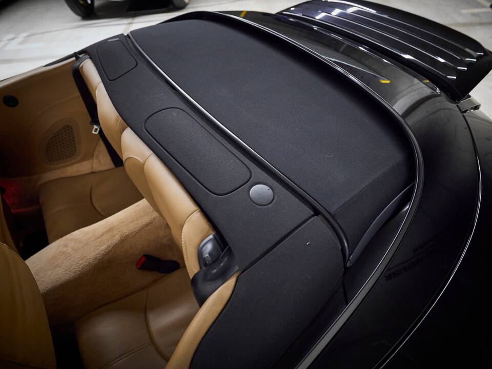 Bild 58/78 von Porsche 911 Carrera 4S (2006)