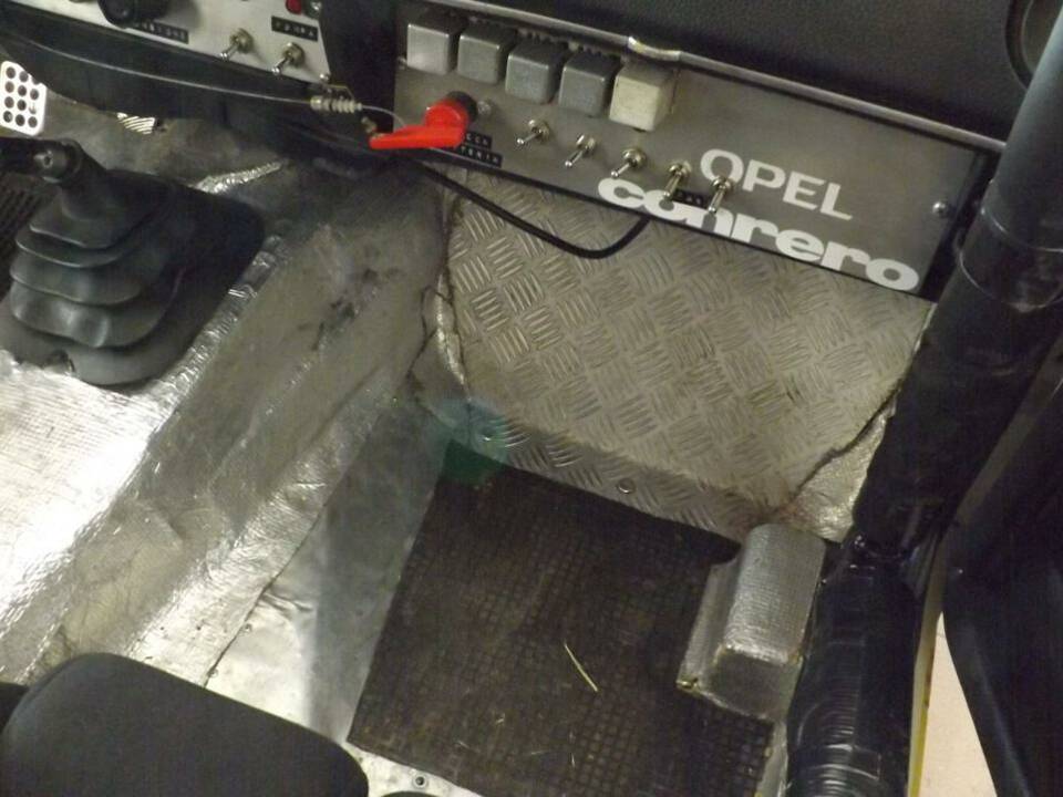 Image 23/40 de Opel Ascona 2,0 E (1981)