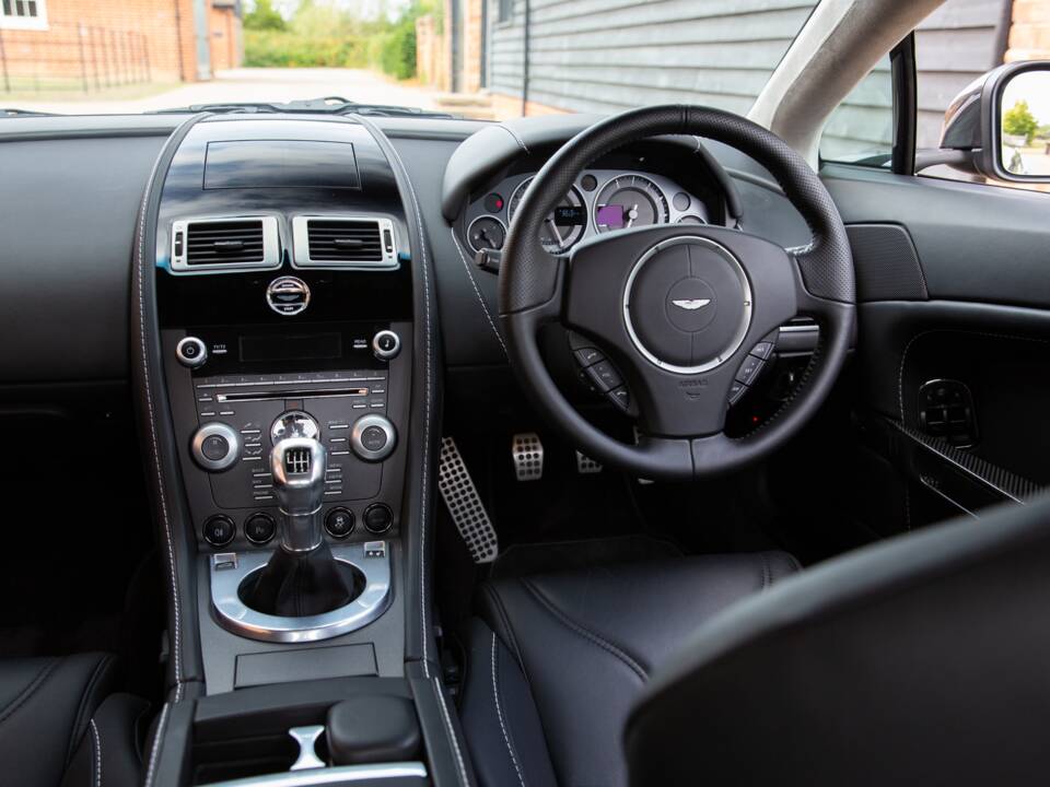 Bild 46/79 von Aston Martin V12 Vantage (2011)