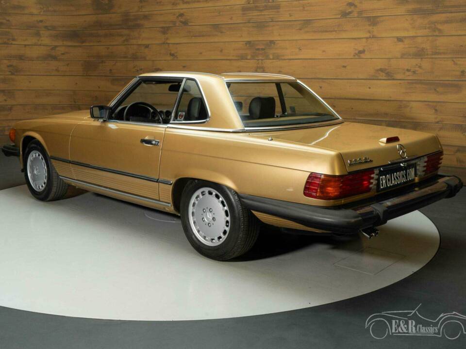 Bild 12/19 von Mercedes-Benz 560 SL (1988)